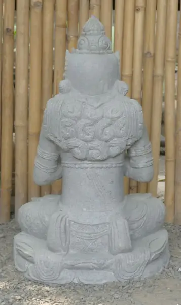 Product image 7 of the product “Seated Dewi Sri, position chakra turning the wheel, 79 cm high riverstone grey, modell with sativa ”